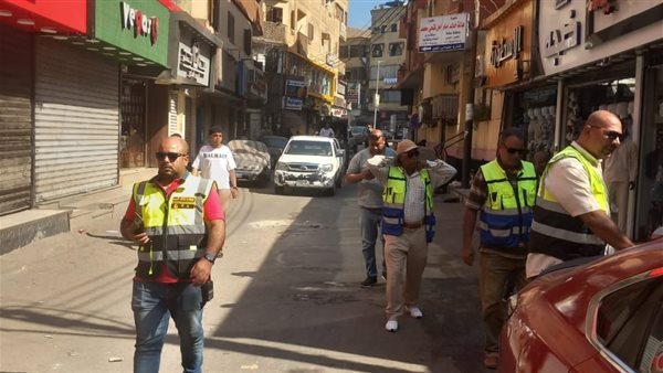 حملات مستمرة لرفع