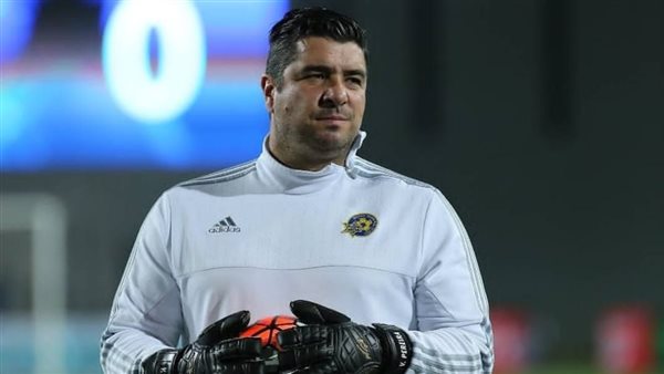 فيتور بيريرا مدرب