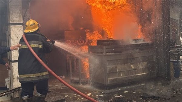 جانب من الحريق