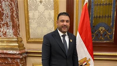 صنعوا المجد.. النائب عمر الغنيمي يحتفي بفوز فريقي يد وسلة سموحة على الزمالك 