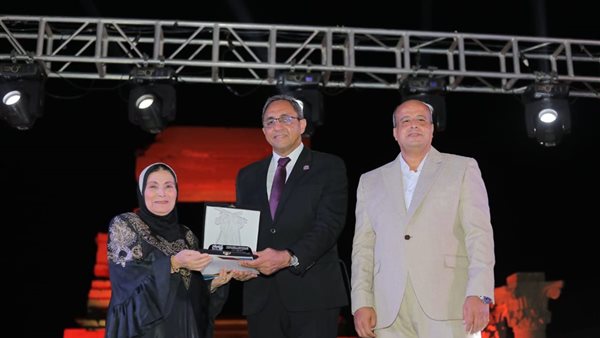 تكريم رموز الفن 