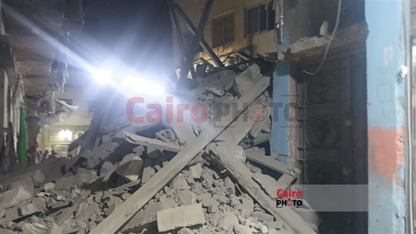 جانب من انهيار العقار