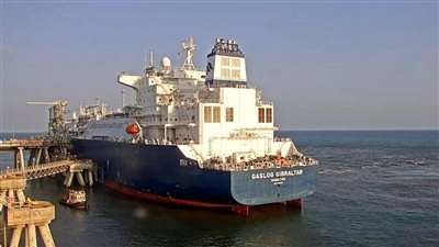 وزارة البترول: تصدير 150 ألف متر مكعب من الغاز الطبيعي المسال إلى اليونان