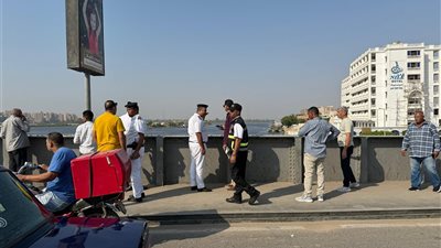 في ظروف غامضة.. جهود مكثفة من الإنقاذ النهري للعثور على شاب سقط من كوبري أخميم بسوهاج