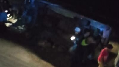 عودة الحركة المرورية لطبيعتها بعد انقلاب ميكروباص على طريق شبرا – بنها الحر