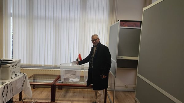 التصويت في انتخابات