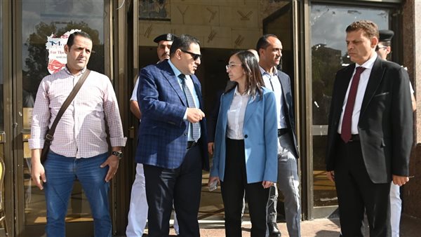 محافظ البحيرة تتفقد