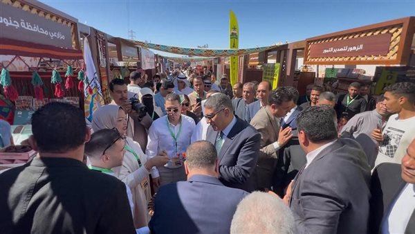 جانب من مهرجان التمور