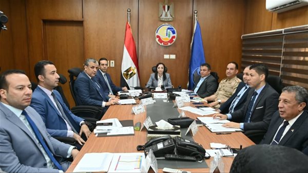 محافظ البحيرة تتابع