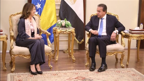 وزير الصحة ووزيرة