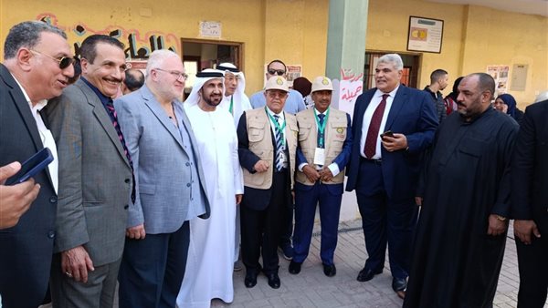 وفد عربي يتابع سير