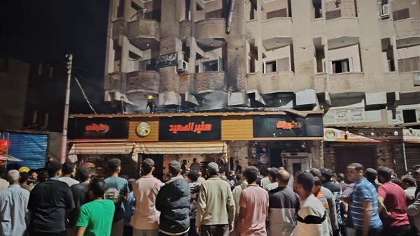 جانب من الحريق 