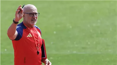 مصدوم من القرار.. أول تعليق من مدرب إسبانيا بعد استبعاد يامال من قائمة المنتخب بالتوقف الدولي