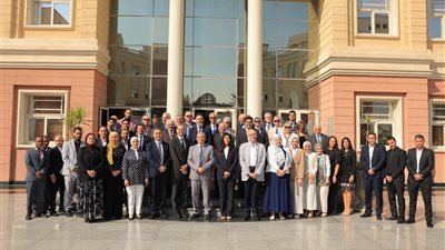 الجامعة البريطانية تحتفل بمرور 10 سنوات على تأسيس مكتبتها بحضور مجلس الأمناء