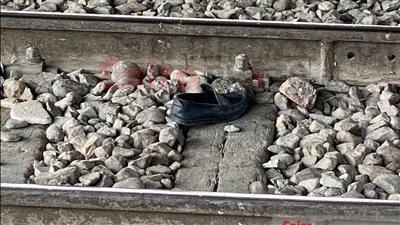 لم يتبق منه سوى فردة حذاء.. التعرف على جثمان شخص لقي مصرعه دهسًا أسفل عجلات قطار بالأقصر