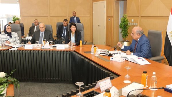 خلال اللقاء