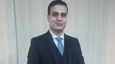 وفاة مدرس أمراض القلب بجامعة الأزهر بعد ترقيته بيوم.. وصديقه: العين تدخل الرجل القبر