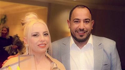 رئيسة الجراند بول والكموني يحتفلان بنجاح محمد الدهشوري رئيس سيلفر سكرين بالحملة الإعلامية لنقل المراسم الملكية للأمراء بقصر عابدين| صور