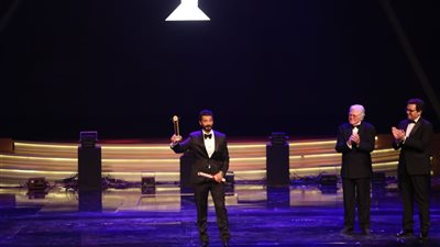 التفاصيل الكاملة لافتتاح وزير الثقافة فعاليات الدورة الـ46 لمهرجان القاهرة السينمائي الدولي| صور