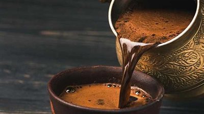 تعرف على فوائد استبدال القهوة بالشاي الأخضر 