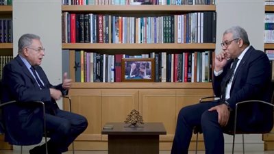 فؤاد السنيورة: ازدواجية السلطة تُغرق لبنان.. والسلاح يجب أن يكون حصرًا بيد الدولة