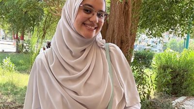 بحكم قضائي.. طالبة بالثانوية تحصل على 11 درجة إضافية بعد شهرين من النتيجة وتأهلها لكلية طب سوهاج