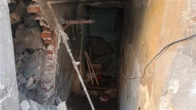 سقوط جزء من عقار غير مأهول بالسكان في حدائق القبة