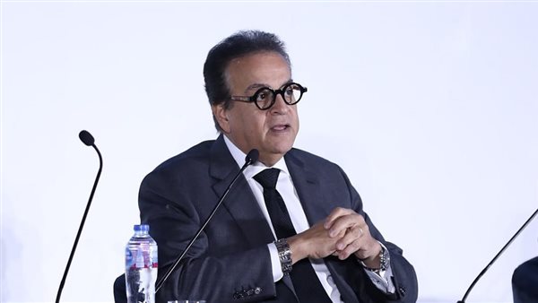 الدكتور خالد عبد