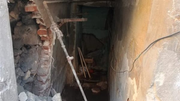 انهيار عقار 