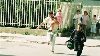 الرحلة بـ100 ألف يورو.. تقارير تكشف تفاصيل جديدة عن سياحة قنص البشر خلال حصار البوسنة 