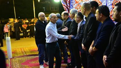 توافد نجوم الكرة المصرية على عزاء الراحل محمد صبري نجم الزمالك السابق 