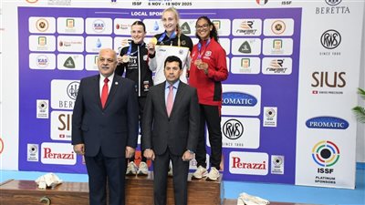 وزير الرياضة يكرم أبطال مصر في بطولة العالم للرماية 2025