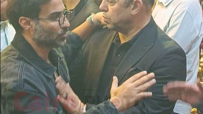 أحمد فهمي ومصطفى كامل يقدمان واجب العزاء في الكابتن محمد صبري