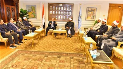 محافظ أسيوط يبحث مع أمين مجمع البحوث الإسلامية تعزيز الشراكة في نشر الوعي الديني وترسيخ قيم الانتماء