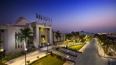 جامعة مصر للعلوم والتكنولوجيا تنظم ندوة عودة الوعي الإسلامي الرشيد لشباب الجامعات بحضور مفتي الجمهورية| صور