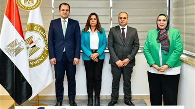 وزيرة البيئة توقع اتفاق الدولة المضيفة لمؤتمر برشلونة COP24