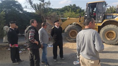 حملة عاجلة لإزالة 5 مبانٍ مخالفة بجمعية أحمد عرابي بالعبور الجديدة