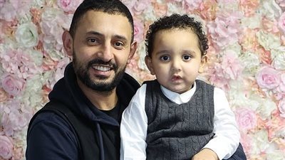 ظن أنه حليب.. طفل يفقد نصف لسانه ويتعرض لنوبة قلبية بعد ابتلاعه منظف مجارٍ في بريطانيا