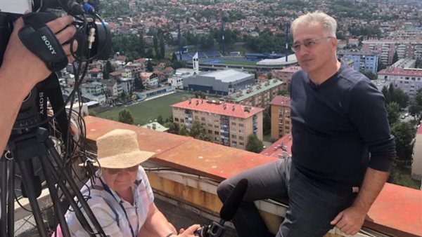 ضابط الاستخبارات