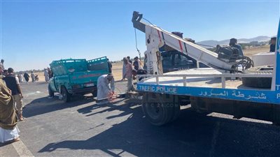 18 شخصًا بينهم صغار.. ارتفاع عدد مصابي حادث انقلاب ميكروباص على صحراوي قنا | صور