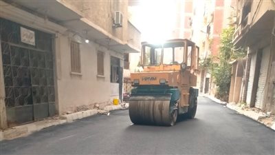 الانتهاء من 99.5% من أعمال الخطة السنوية للرصف بحي العجمي بالإسكندرية