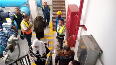 محافظ الدقهلية يشدد على جودة مياه الشرب خلال جولة تفتيشية لمحطات المياه والصرف الصحي