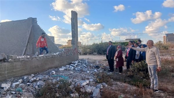 متابعة أعمال الإزالة