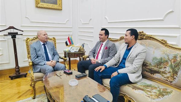 محافظ القاهرة وعضو