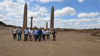 السياحة والآثار تعلن عن كشف أثري جديد بمنطقة صان الحجر في الشرقية