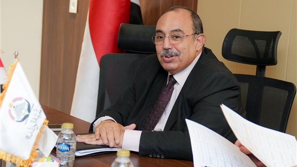 الوزير محمد عبد الظاهر