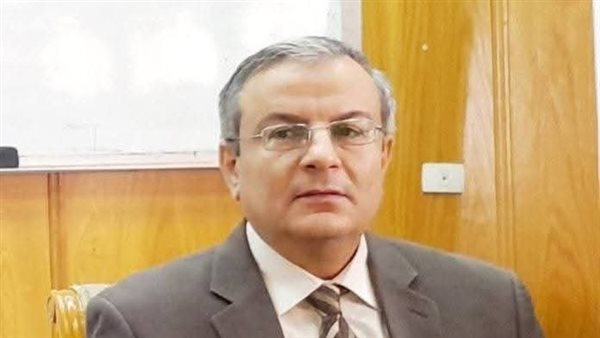 عميد كلية التربية