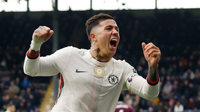 تشيلسي يفوز على بيرنلي في الدوري الإنجليزي الممتاز.. ويحتل الوصافة مؤقتًا