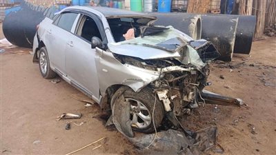 مصرع شخصين إثر اصطدام سيارة ملاكي بمواسير صرف صحي في المنوفية| صور 