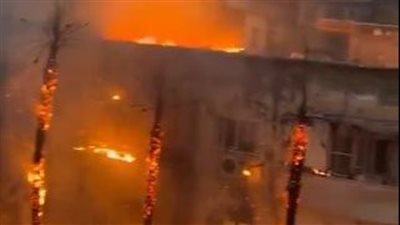 إصابة 3 أشخاص في حريق داخل مخزن ملابس بالمنصورة